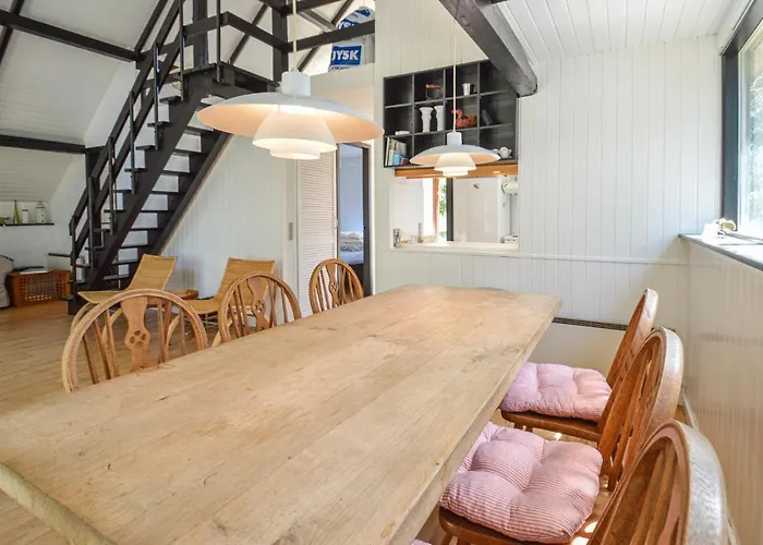 Hébergement de vacances Lovely In Vaeggerlose With Kitchen Bøtø By